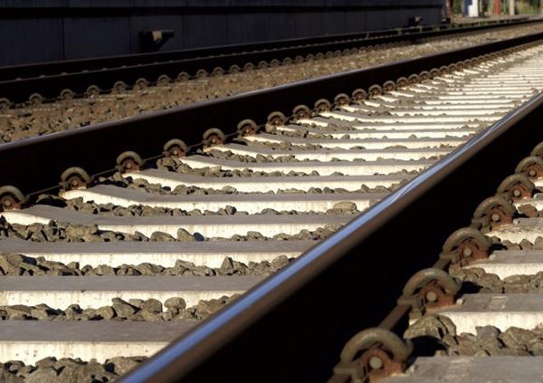 the death of a young man in the jump of the train