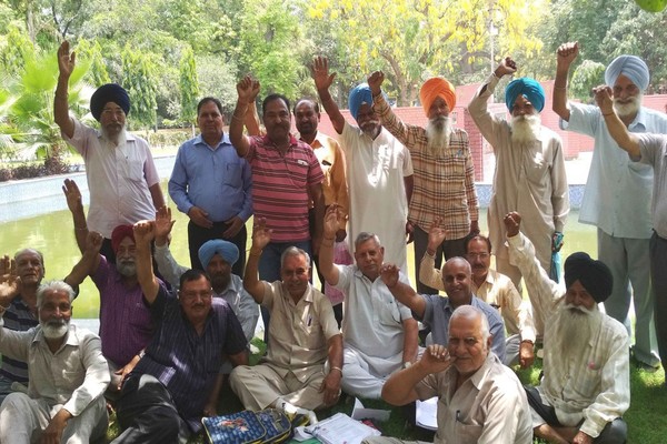 ਮੁਲਾਜ਼ਮਾਂ ਦਾ ਸ਼ੋਸ਼ਣ ਕਰਨ ਵਾਲੇ ਪਨਸਪ ਅਧਿਕਾਰੀਆਂ ਖਿਲਾਫ ਰੋਸ ਮੁਜ਼ਾਹਰਾ