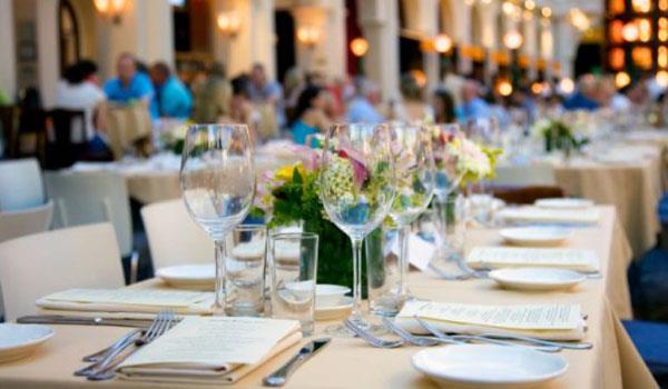 gst inflation hit more than 50 foreign restaurants close in the country