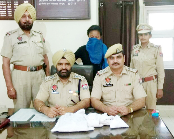 ਹੈਰੋਇਨ ਸਮੇਤ ਨਾਈਜੀਰੀਅਨ ਲੜਕੀ ਸਣੇ 4 ਗ੍ਰਿਫਤਾਰ