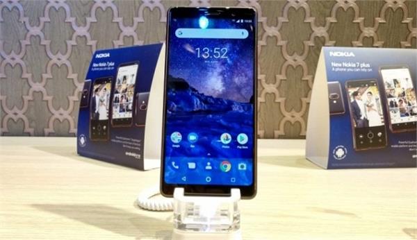 nokia 7 plus will support both sim 4g lte