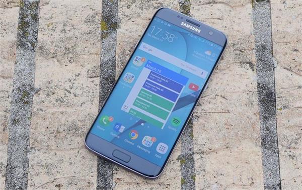 samsung galaxy s7 galaxy s7 edge start receiving android 8 0 oreo update