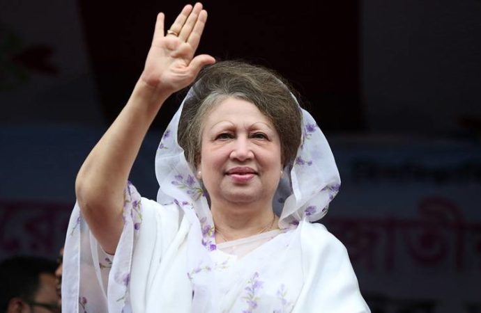 ਸਾਬਕਾ PM ਖਾਲਿਦਾ ਜ਼ਿਆ ਦੇ ਇਲਾਜ ''ਚ ਸਹਾਇਤਾ ਲਈ ਬੰਗਲਾਦੇਸ਼ ਪੁੱਜੀ ਬ੍ਰਿਟਿਸ਼ ਮੈਡੀਕਲ ਟੀਮ