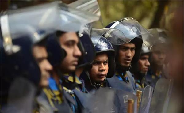 10 women killed in stampede