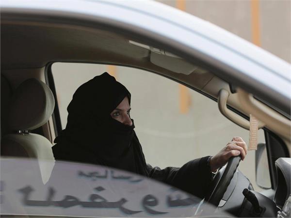 saudis detain women  s advocates ahead of driving ban lift