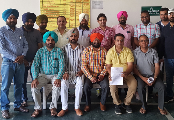 ਬੀ. ਐੱਲ. ਓਜ਼ ਦਾ ਕੰਮ ਵਾਪਸ ਨਾ ਲਏ ਜਾਣ ਕਾਰਨ ਅਧਿਆਪਕਾਂ ’ਚ ਰੋਸ