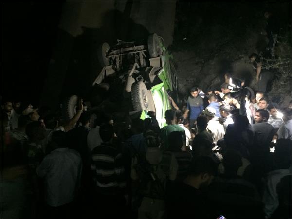 katra in road accident one killed 21 injured