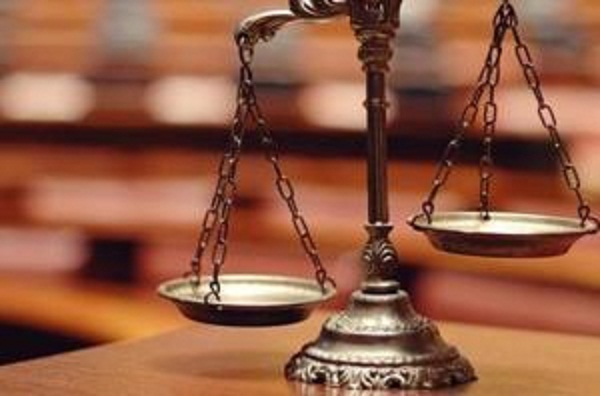 ਨਾਬਾਲਿਗਾ ਨੂੰ ਭਜਾਉਣ ਦੇ ਦੋਸ਼ ਹੇਠ 2 ਭਰਾਵਾਂ ਅਤੇ ਉਨ੍ਹਾਂ ਦੀ ਮਾਂ ’ਤੇ ਮਾਮਲਾ ਦਰਜ