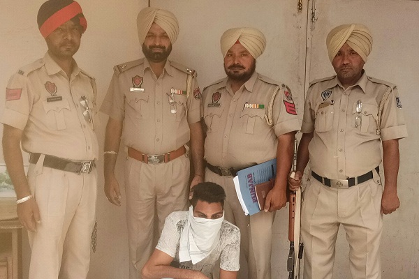 ਨਾਬਾਲਗ ਲਡ਼ਕੀ ਨੂੰ ਭਜਾ ਕੇ ਲਿਜਾਣ ਵਾਲਾ ਗ੍ਰਿਫਤਾਰ