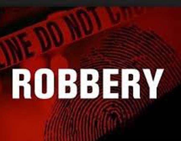 the masked robbers threw 31 thousand