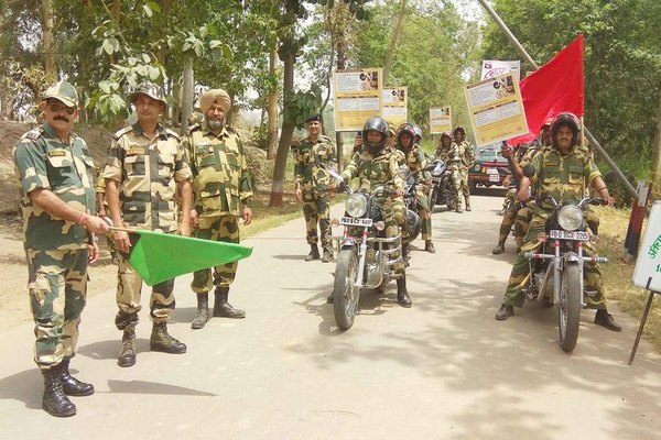 ਬੀ. ਐੱਸ. ਅੈੱਫ. ਦੇ ਜਵਾਨਾਂ ਨੇ ਕੱਢੀ ਜਾਗਰੂਕਤਾ ਰੈਲੀ