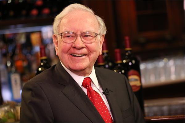 warren buffett  s   3 3 million bid to lunch
