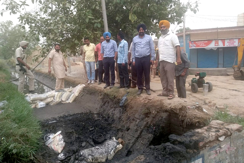 ਬਰਗਾੜੀ ਕਾਂਡ : ਪਾਵਨ ਸਰੂਪ ਲੱਭਣ ਲਈ ਲਗਾਤਾਰ 10 ਘੰਟੇ ਚੱਲੀ ਤਲਾਸ਼ੀ ਮੁਹਿੰਮ