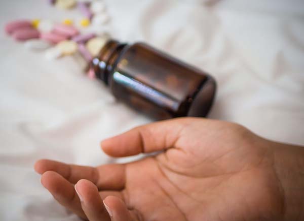 ਬੀਮਾਰੀ ਤੋਂ ਪ੍ਰੇਸ਼ਾਨ ਵਿਅਕਤੀ ਵੱਲੋਂ ਗਲਤ ਦਵਾਈ ਨਿਗਲਣ ਨਾਲ ਮੌਤ