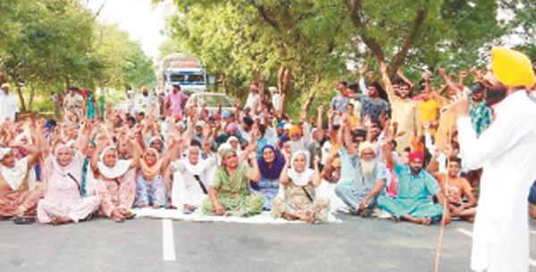 village protest against wine shope