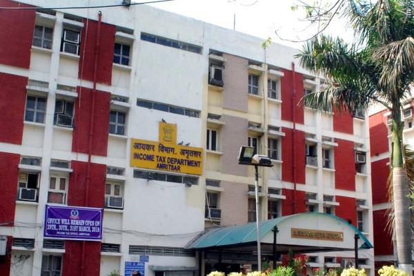 investigation wing seized bank lockers
