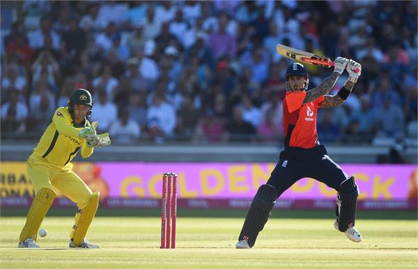 t 20  england beat australia by 28 runs