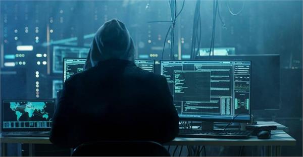 usa warns russian on phone and computers will hack