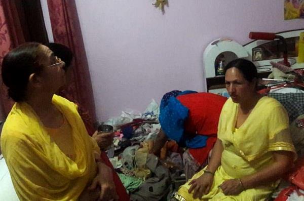 theft of the police employee  s house