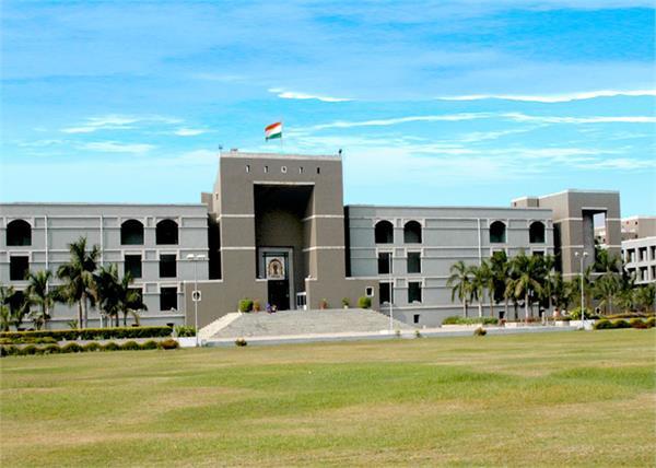 bhatnagar  promoter of dpil  got bail