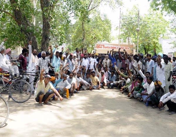 rickshaw puller workers   union slogans