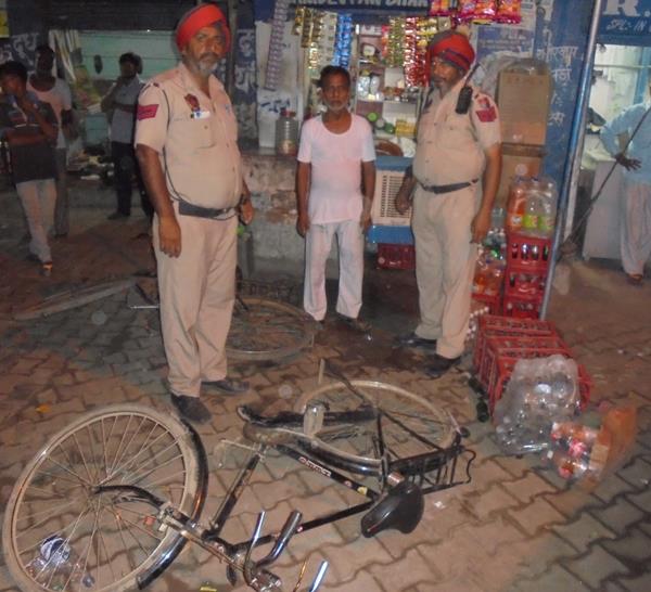the protesters in the shopkeepers protested