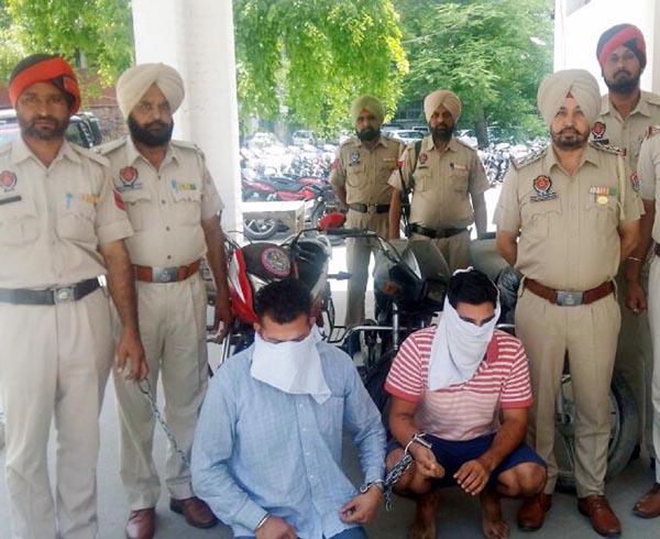 2 motorcycle thief arrested
