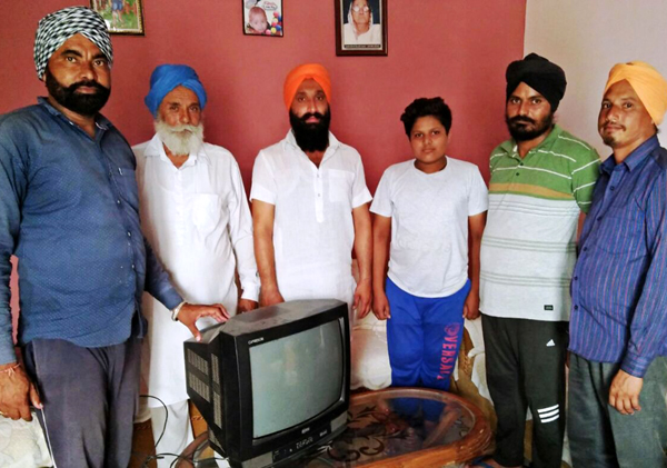 ਸਪਾਰਕਿੰਗ ਕਾਰਨ ਬਿਜਲੀ ਦੇ ਉਪਕਰਨ ਸੜੇ, ਲੱਖਾਂ ਦਾ ਨੁਕਸਾਨ