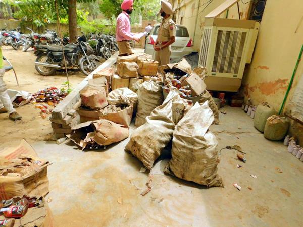 police basti bawa khel police destroyed stock liquor for 2 years