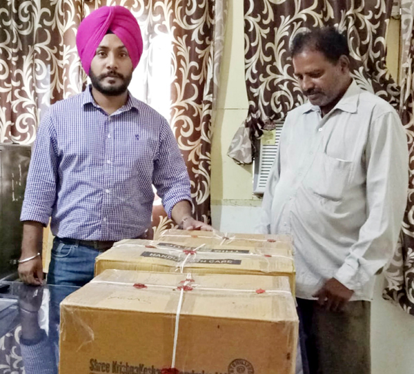 ਭਡ਼ੀ ਤੋਂ ਬਿਨਾਂ ਲਾਇਸੈਂਸ ਅਣ-ਅਧਿਕਾਰਤ ਦਵਾਈਆਂ ਜ਼ਬਤ