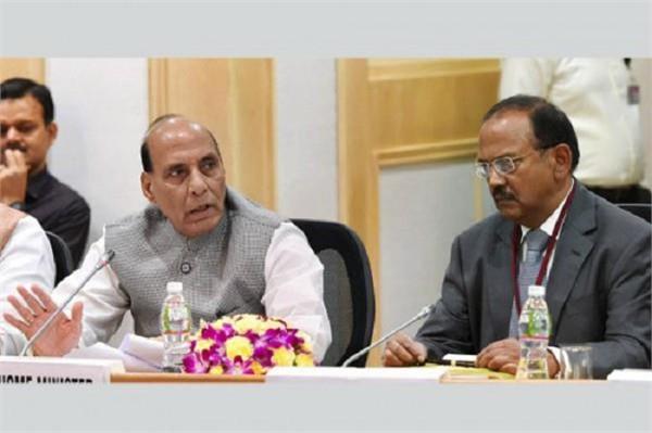 rajnath doval rawat meeting