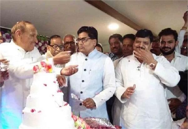 gopal yadav 72nd birthday