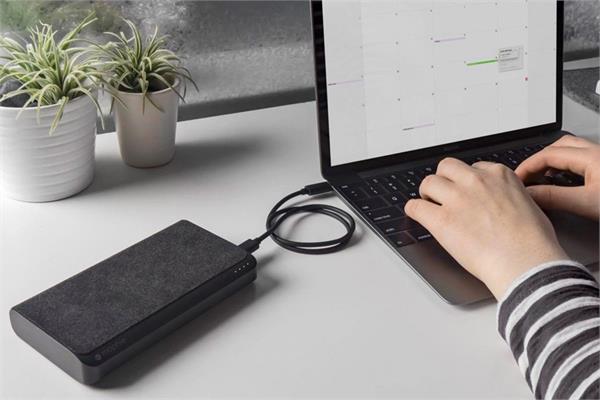 portable laptop batter chargering power banks