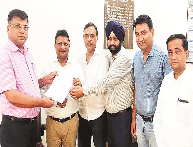 ਰਾਤ ਨੂੰ ਉਦਯੋਗ ਚਲਾਉਣ ''ਤੇ ਵਾਧੂ ਚਾਰਜ ਕਰਨ ਦੇ ਵਿਰੋਧ ''ਚ ਉਤਰੇ ਉਦਯੋਗਪਤੀ