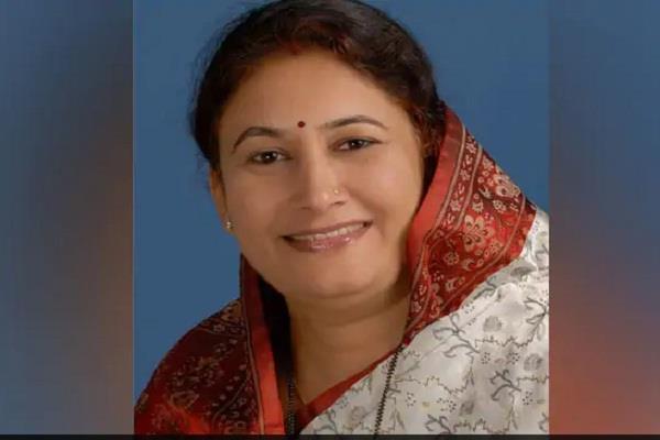 kiran to be given threat to karni sena