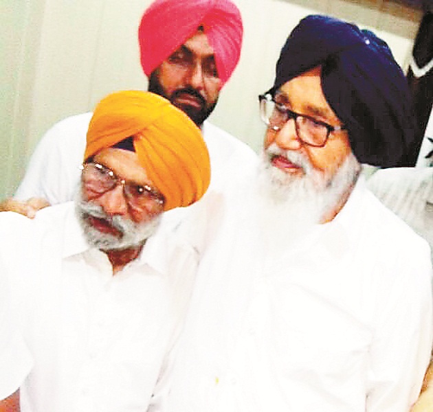 ਥੋੜ੍ਹਾ ਜਿਹਾ ਕਰਜ਼ਾ ਮੁਆਫ ਕਰ ਕੇ ਕਾਂਗਰਸ ਨੇ ਕਿਸਾਨਾਂ ਨਾਲ ਕੀਤੈ ਕੋਝਾ ਮਜ਼ਾਕ : ਬਾਦਲ