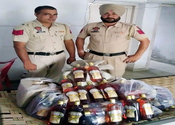 ਪੁਲਸ ਨੇ ਬਰਾਮਦ ਕੀਤੀਆਂ ਸ਼ਰਾਬ ਦੀਆਂ 96 ਬੋਤਲਾਂ, ਮਾਮਲਾ ਦਰਜ