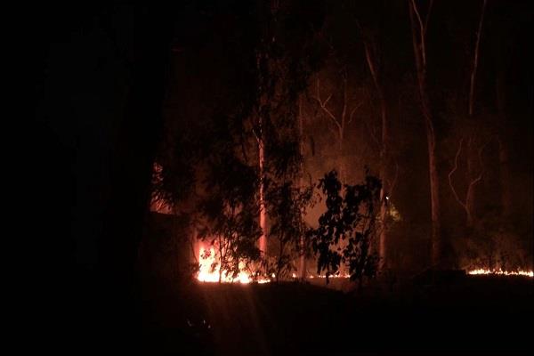 ਰੇਲਵੇ ਕਾਲੋਨੀ ''ਚ ਇੰਜੀਨੀਅਰਿੰਗ ਵਿਭਾਗ ਦੇ ਸਟੋਰ ''ਚ ਲੱਗੀ ਅੱਗ