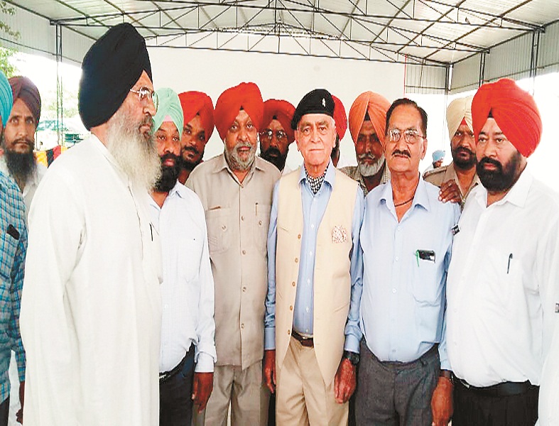 ਬਿਹਤਰ ਤੇ ਭ੍ਰਿਸ਼ਟਾਚਾਰ-ਮੁਕਤ ਪ੍ਰਸ਼ਾਸਨ ਲਈ ''ਖੁਸ਼ਹਾਲੀ ਦੇ ਰਾਖੇ'' ਅਹਿਮ ਭੂਮਿਕਾ ਨਿਭਾਉਣ : ਸ਼ੇਰਗਿੱਲ