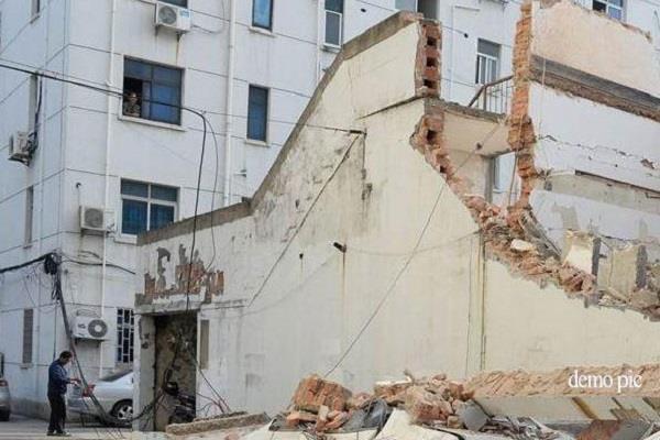 wall of basement collapsed in greater kailash