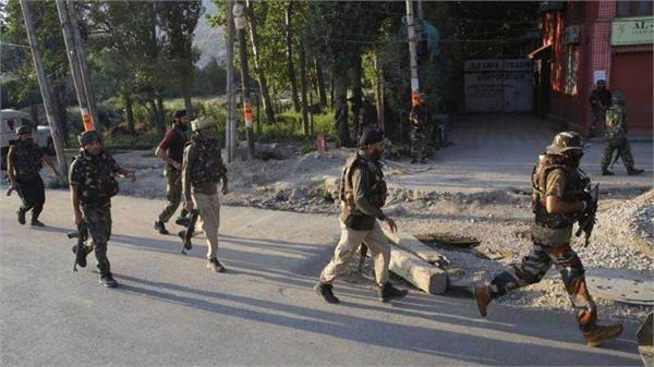 gernade attack on security forces at tral