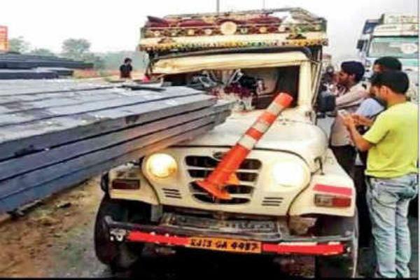 ghaziabad road accident