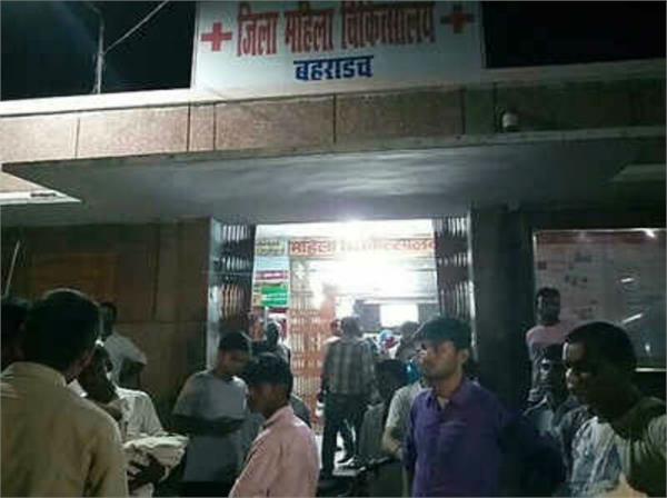 bahraich father allegations on doctor my son died