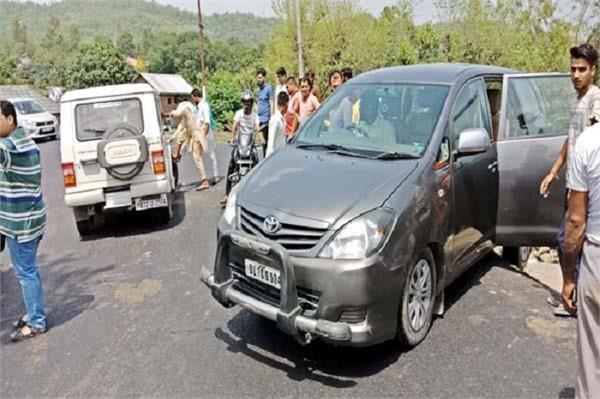 2 vehicles collision