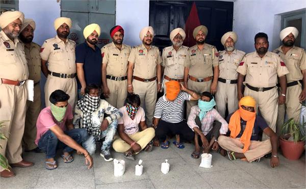 police raid in 6 arrested for drug supplier