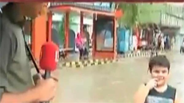 honest kid just smash pak journalist on live tv video