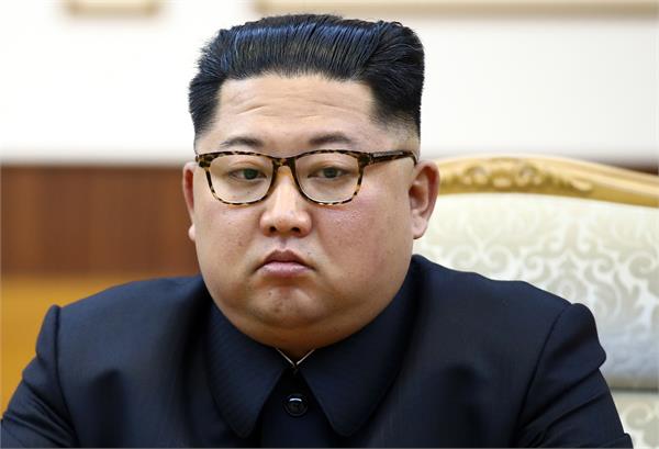 kim jong does not have the money for stay in singapore hotel