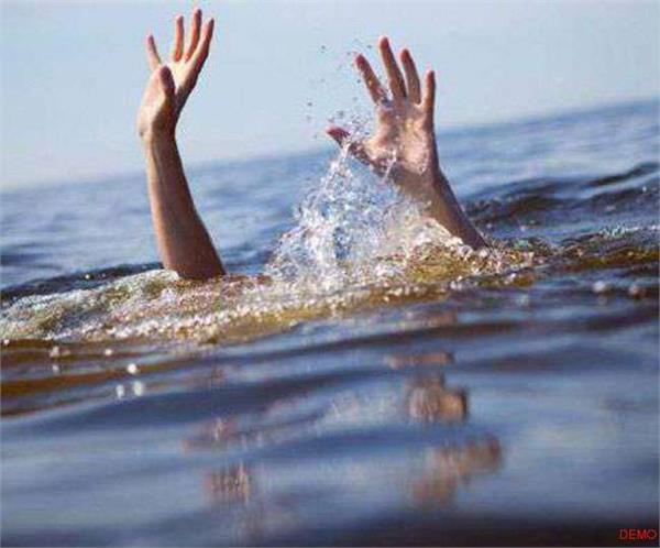 4 youths die after drowning in mahisagar river