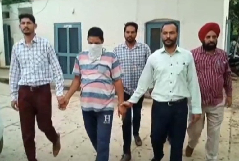 ਵਿਜੀਲੈਂਸ ਬਿਊਰੋ ਦੀ ਟੀਮ ਨੇ ਰਿਸ਼ਵਤ ਲੈਂਦੇ ASI ਨੂੰ ਕੀਤਾ ਕਾਬੂ