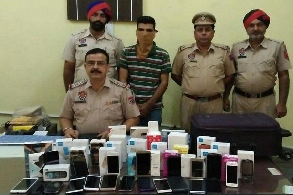 theft mobile phones